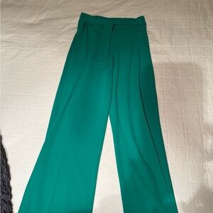 Elegant Green Women's Pants